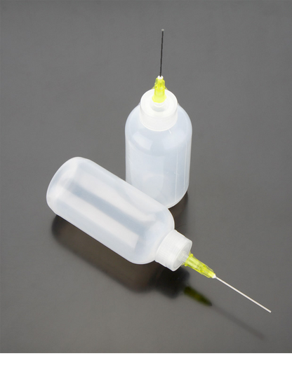 DISPENSADOR DE ALCOHOL CON JERINGA