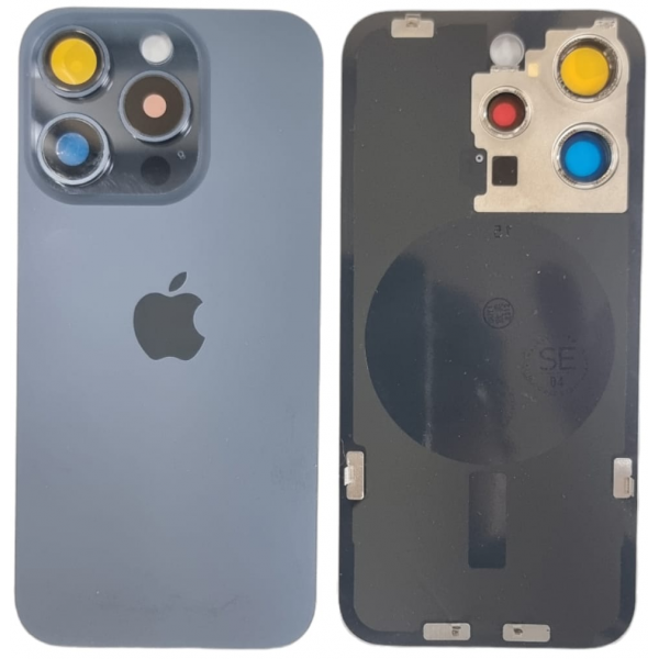 TAPA IPHONE 15 PRO MAX CON ACCESORIOS