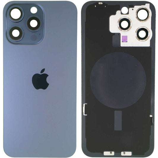 TAPA IPHONE 15 PRO CON ACCESORIOS